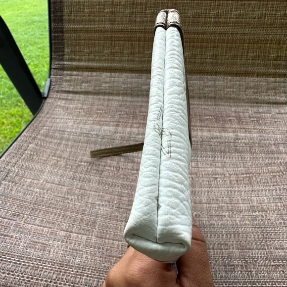 MCM Pochette w/wrist strap - Picture 6 of 11